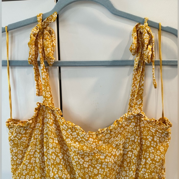 Bardot - Yellow Dress with adorable Tie Straps and all over Ruffle Trim - Picture 9 of 9